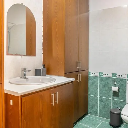 Διαμέρισμα Center, Walking To The Λάρνακα