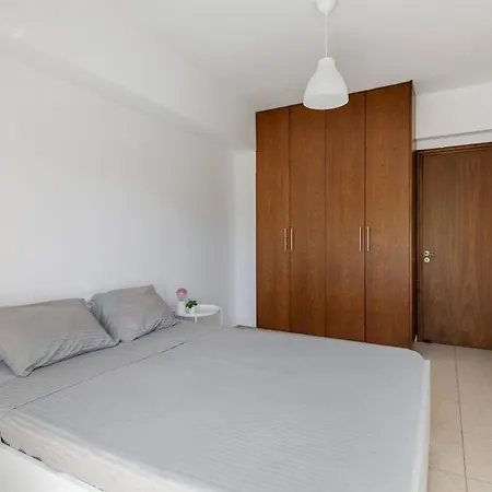 Center, Walking To The Apartment *