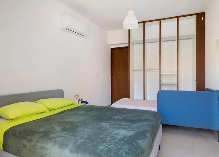 Apartamento Center, Walking To The Lárnaca