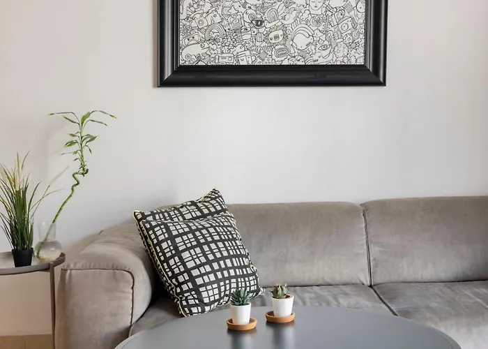 Apartamento Center, Walking To The